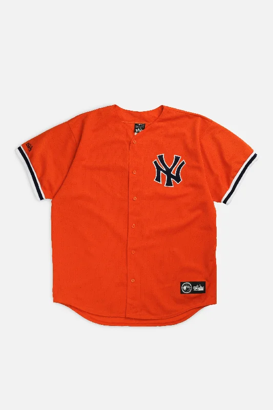 chic active hoodieVintage NY Yankees MLB Jersey - XL