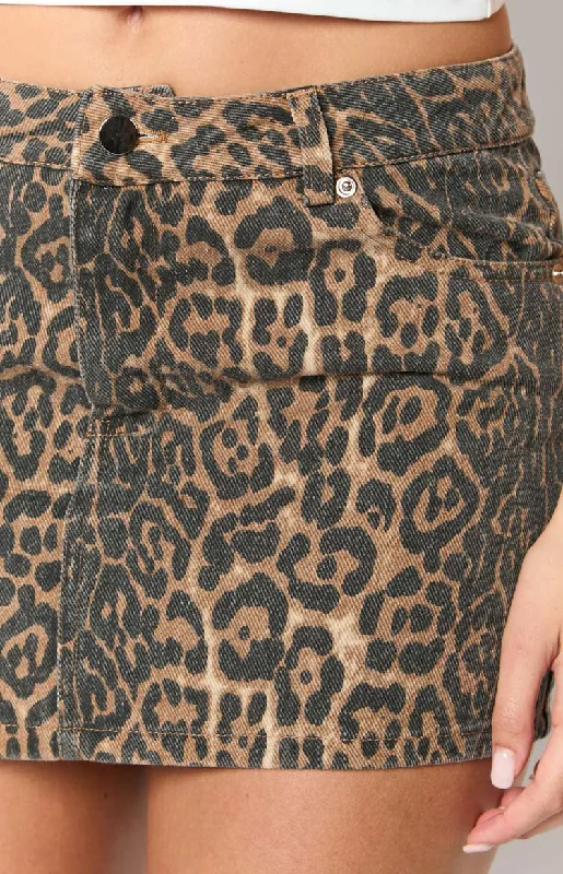 warm trench coatZhara Leopard Print Mini Skirt